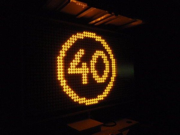 Radar variable message sign